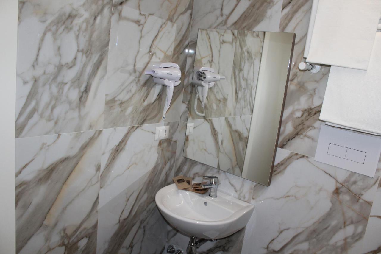 G Da Nonna Rosa Hotel Сан Северо Екстериор снимка